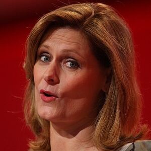 Red shoes were 'wrong call' by Sarah Brown