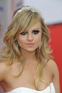 Tina O'Brien looks tired in tights