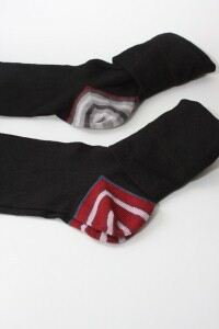 Men 'should match socks to trousers'
