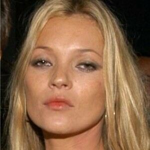 Kate Moss 'bucks own trend by going out in tights'
