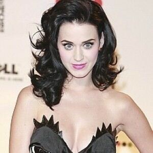 Katy Perry does couture in lace leggings