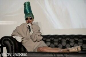 Lady Gaga goes blue in tights