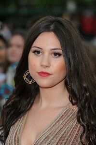 Eliza Doolittle wears pink socks while out with new beau