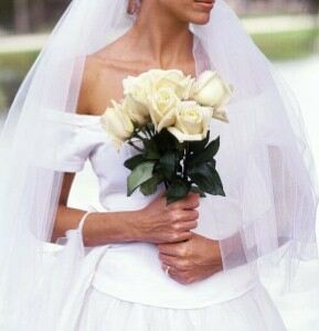 Brazilian councillor asks brides to wear underwear