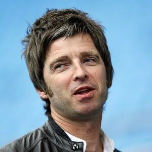 Noel Gallagher loves women's underwear