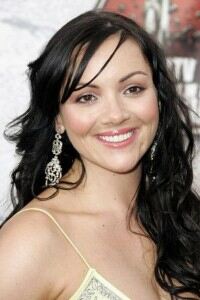 Martine McCutcheon stays chic in legwear