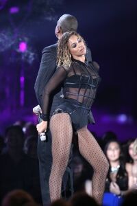 Beyonce looks great in fishnets