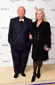 Bond villain find himself in a tight spot