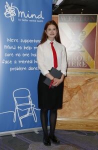 Bonnie opts for schoolgirl look