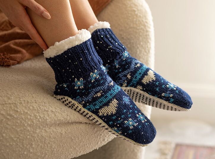 How to keep feet warm this winter