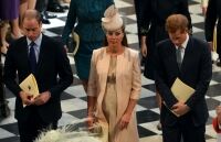 Holland wants to see Kate in tights