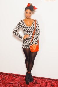 Lianne La Havas teams socks and tights