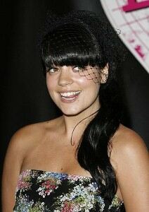 Lily Allen wears leopard print leggings for hen party