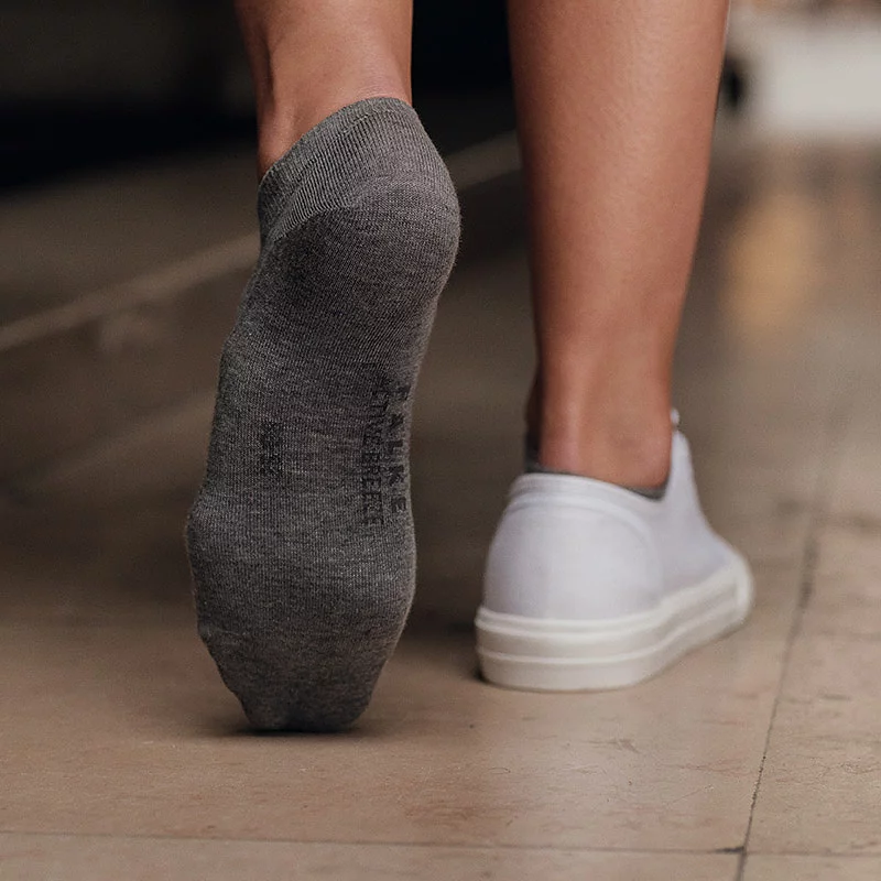 FALKE - Invisible Socks and Shoe Liners  >