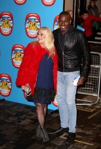 Vanessa wows at theatre premiere