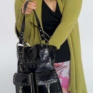 Women 'carry underwear in handbags'